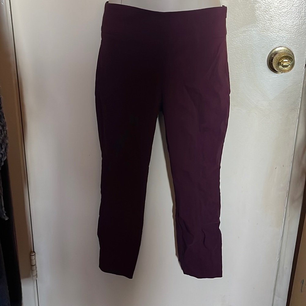 ASOS burgundy cropped pants size 4 petite